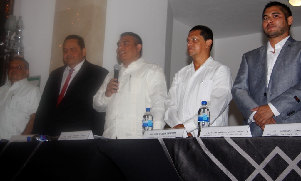 ABOGADOS (1)