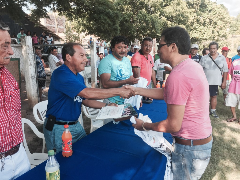 reconocimiento a Benito cabañas