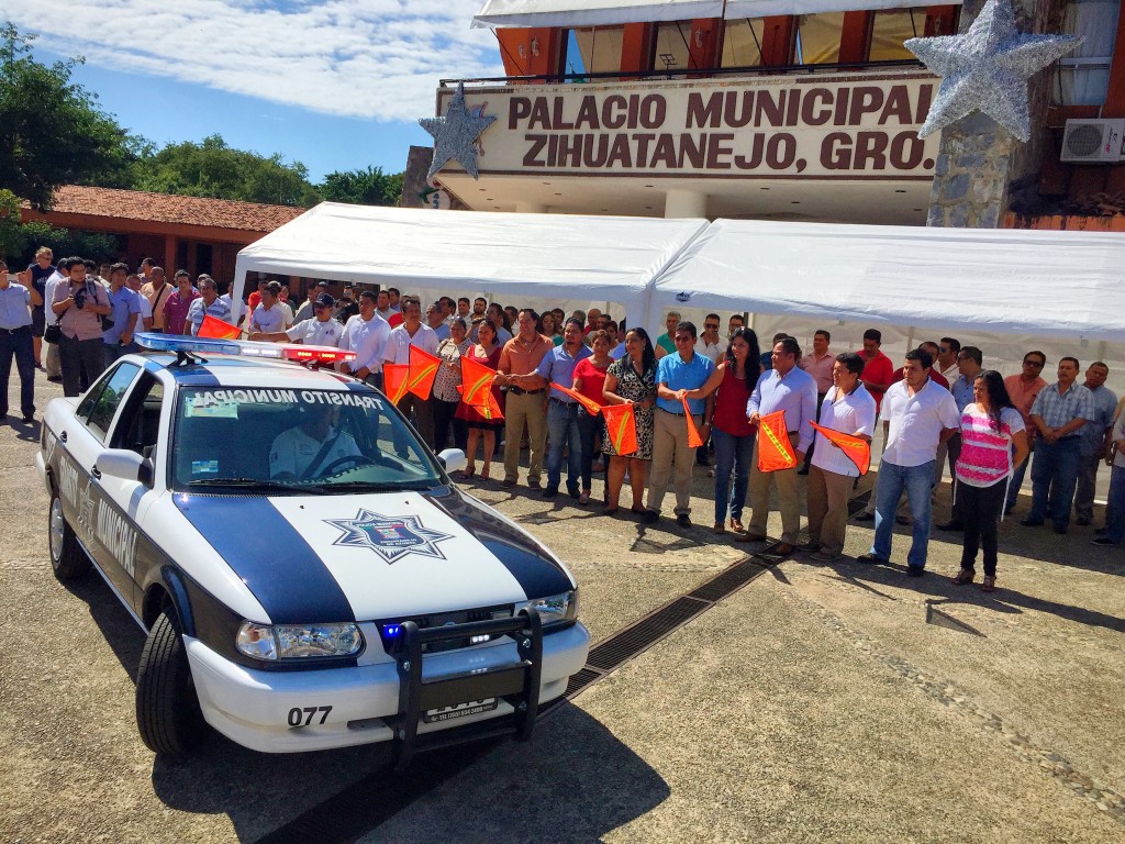 Entrega de patrullas