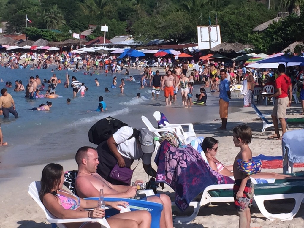 Playa las gatas a reventar