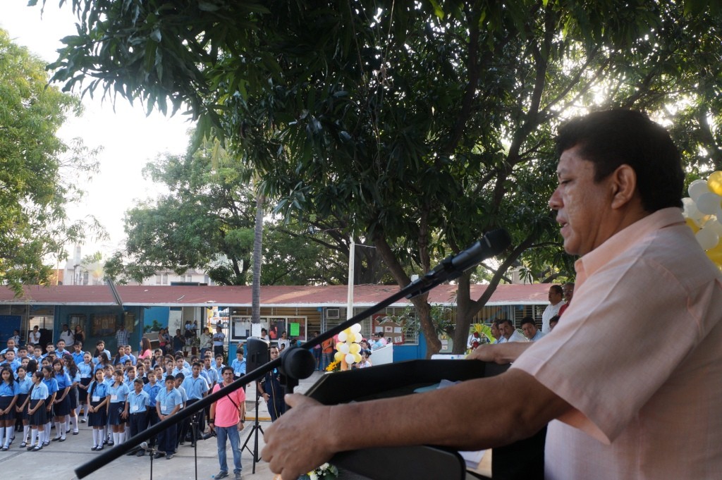 Alcalde de lazaro cardenas armando carrillo