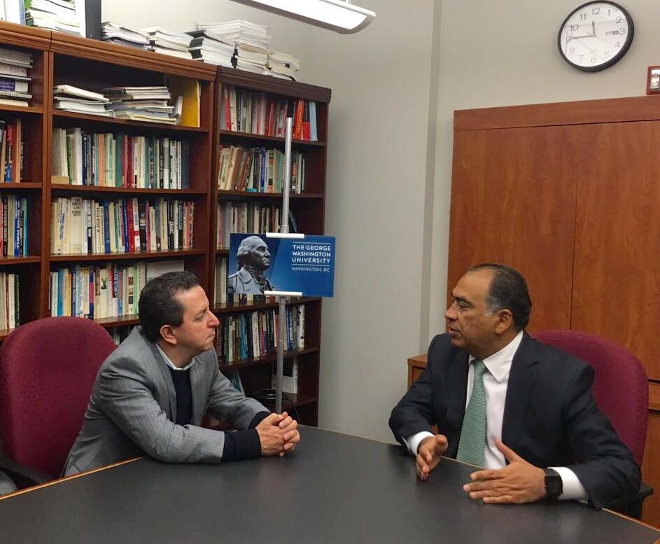 ACUERDAN EL GOBERNADOR HÉCTOR ASTUDILLO Y LA UNIVERSIDAD GEORGE WASHINGTON REALIZAR EVENTOS ACADÉMICOS EN ACAPULCO