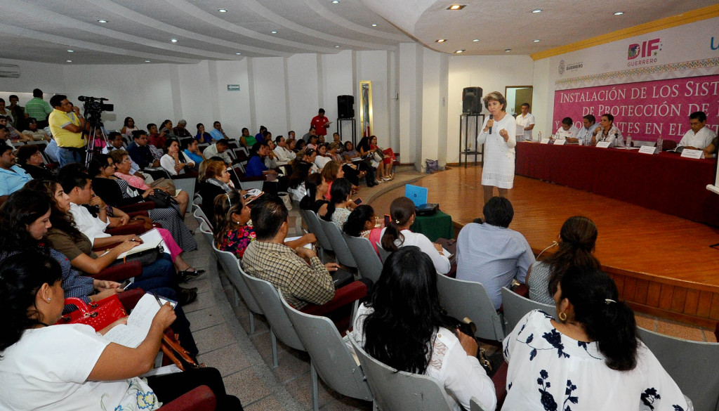 INSTALA PRESIDENTA DEL DIF GUERRERO SISTEMAS MUNICIPALES 1