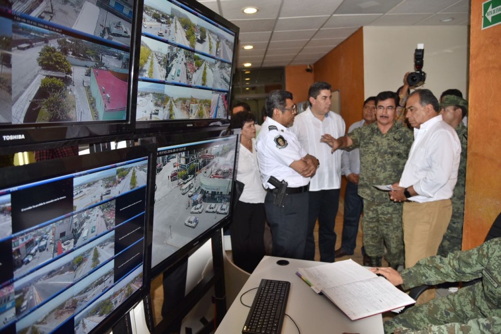 BOL.-739 RECORRE HÉCTOR ASTUDILLO C4 DE IGUALA PARA CONSTATAR SU OPERACIÓN (2)