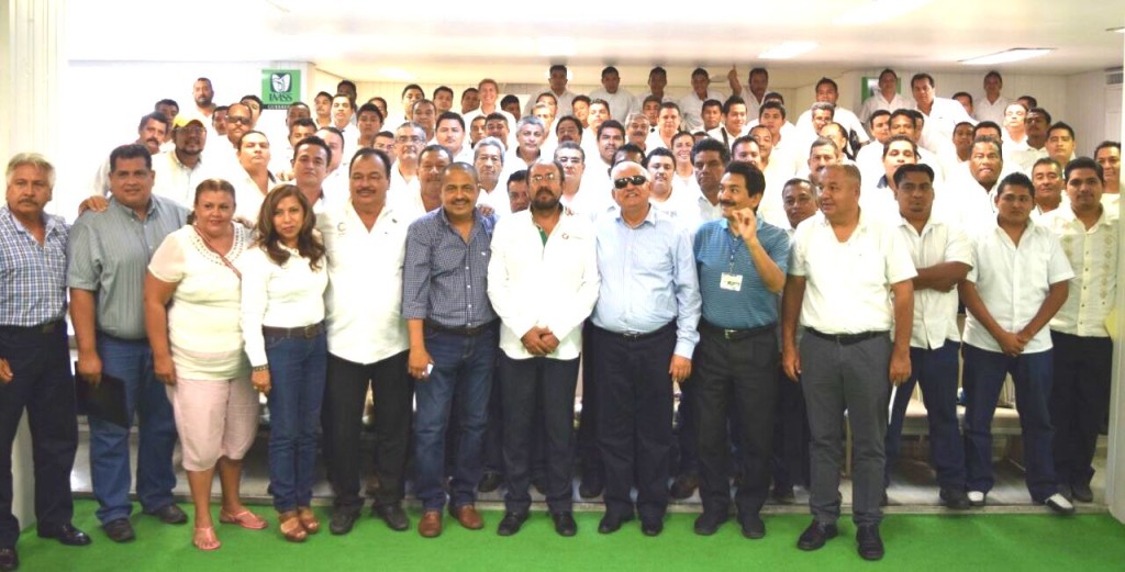 CAPACITAN A LOS PRIMEROS 90 OPERADORES DEL ACABÚS (2)