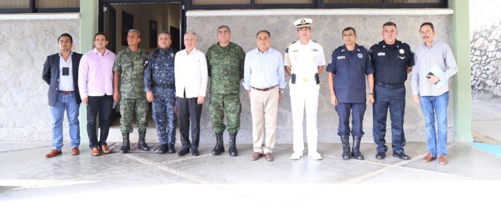 Gobernador Hector Astudillo encabezó sesión ordinaria del grupo coordinación Guerrero