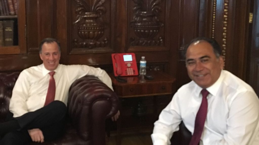 el-gobernador-hector-astudillo-flores-se-reunio-con-el-secretario-de-hacienda-y-credito-publico%2c-jose-antonio-meade-kuribrena