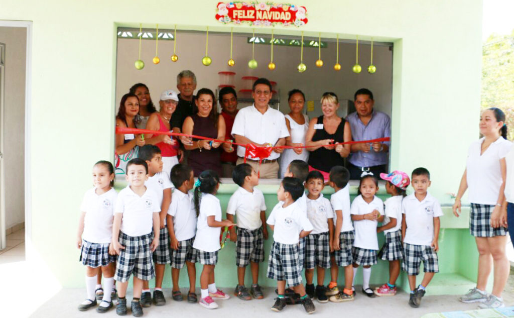 inauguracion-comedor131216