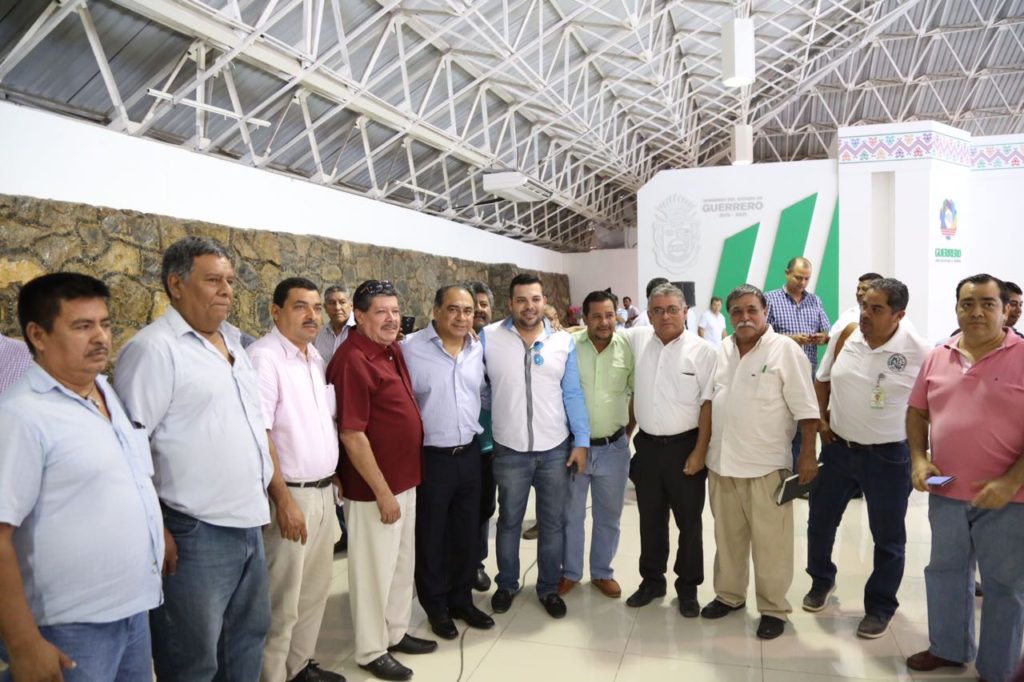 AGRADEZCO A LOS TRANSPORTISTAS QUE ESTÁN CONTRIBUYENDO A LA ESTABILIDAD DE GUERRERO (4)
