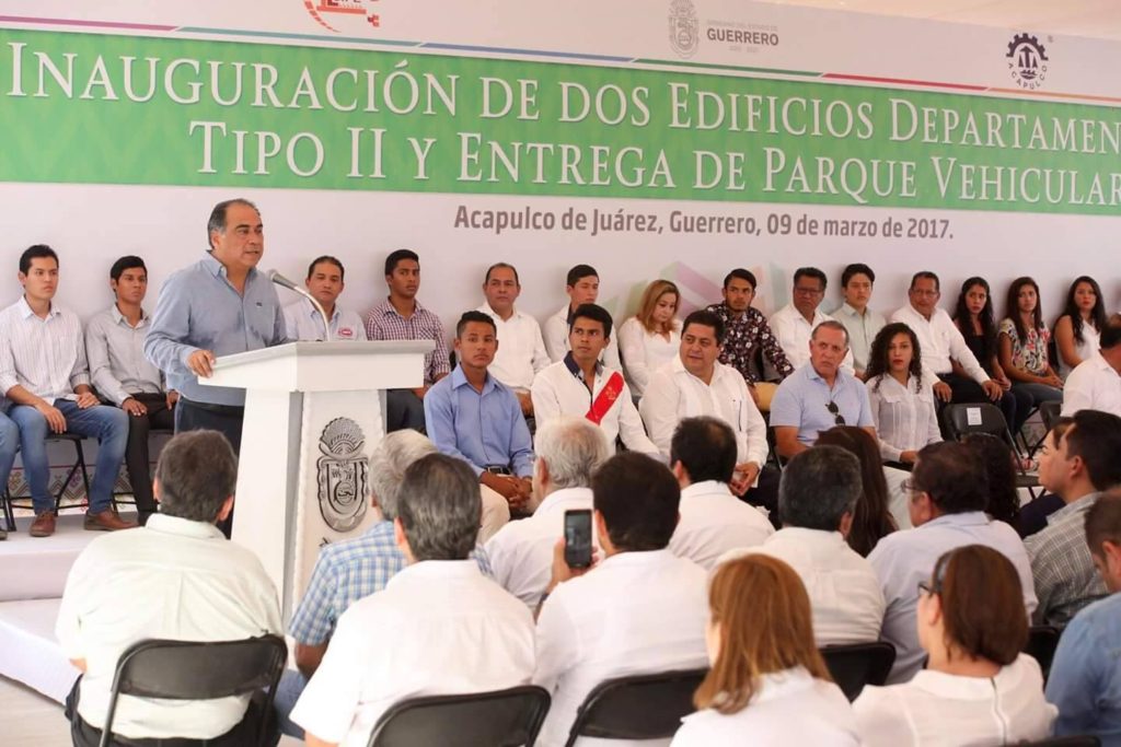 EL PROGRESO LLEGARÁ SI APOSTAMOS A LA EDUCACIÓN HÉCTOR ASTUDILLO