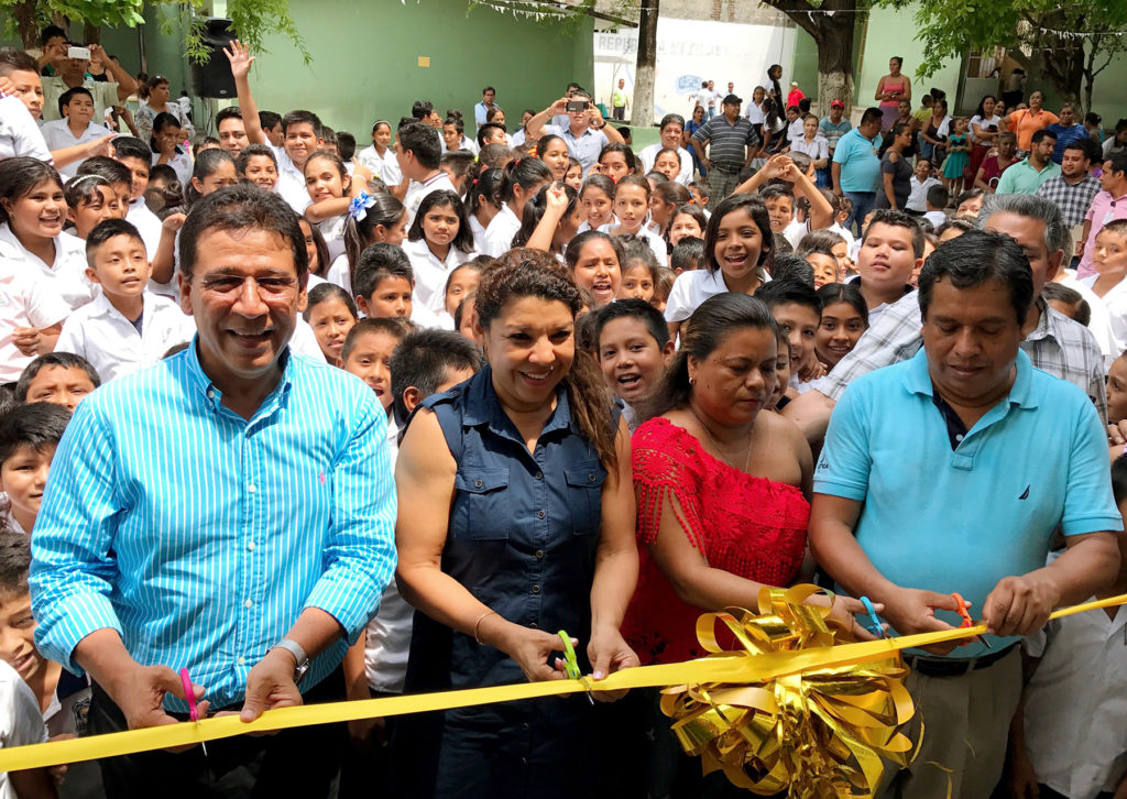 Alcalde Gustavo García Bello comprometido con la calidad educativa