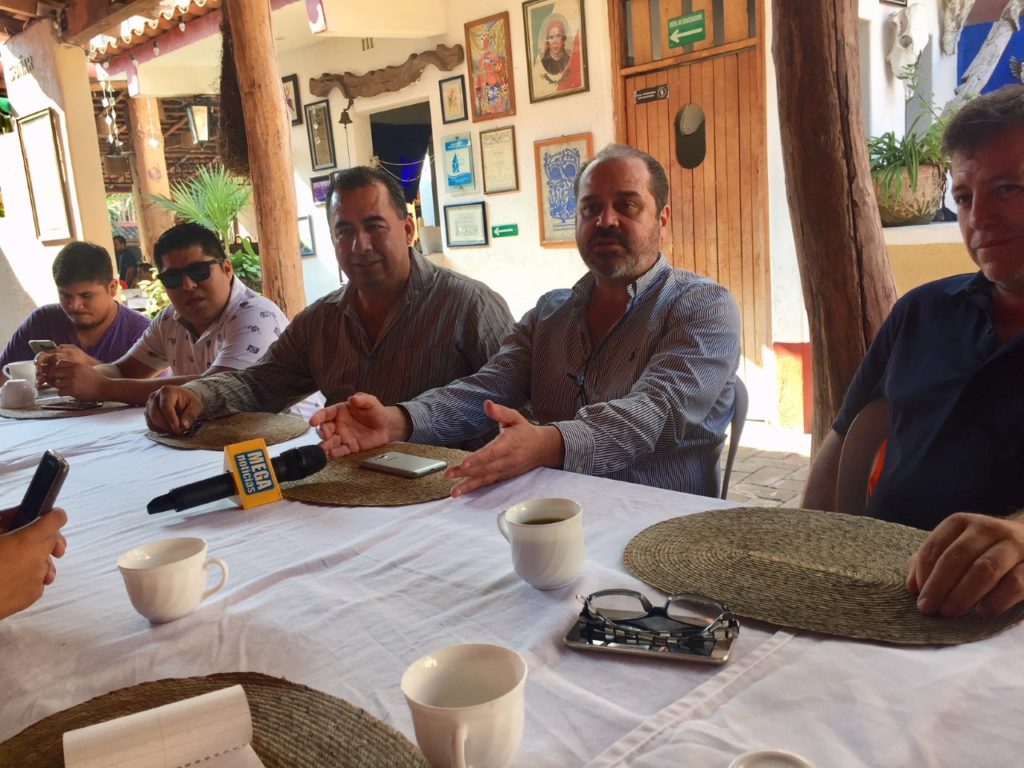 homero bravo va por la candidatura del prd