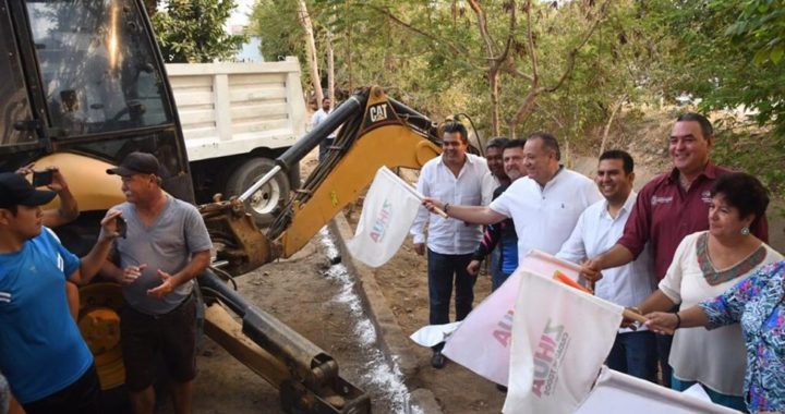 HAF y JSA inician la construcción de la ciclovía que conectará a Ixtapa y Zihuatanejo.