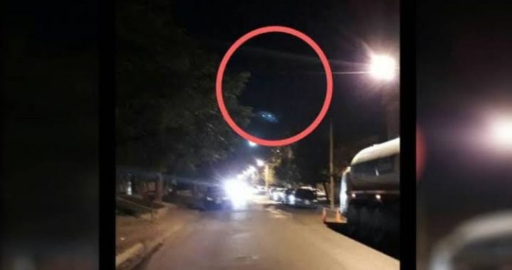 Reportan caída de objeto luminoso en región de Uruapan 