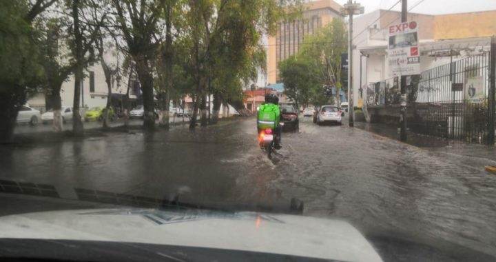 Reportan cortes en 7 vialidades de Morelia por lluvias 