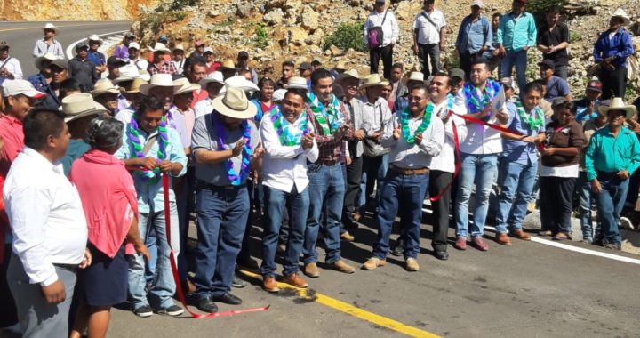 PRIORIDAD PARA EL GOBIERNO DE GUERRERO MEJORAR LA RED CARRETERA ESTATAL