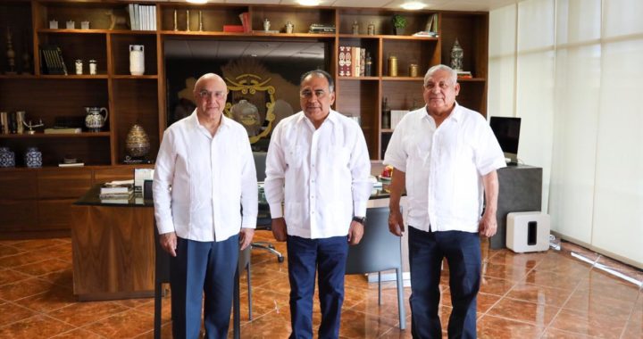 REVISA EL GOBERNADOR CON EL COORDINADOR NACIONAL DEL FERTILIZANTE, LA ENTREGA Y LOS CONFLICTOS QUE SE PRESENTAN EN LA DISTRIBUCIÓN DEL INSUMO  