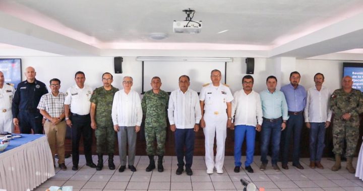Acuerda acciones Astudillo para consolidar despliegue de Guardia Nacional en las siete regiones de Guerrero