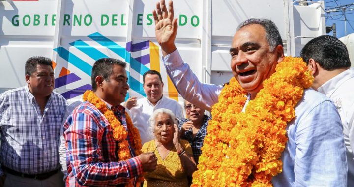 RECONOCE ASTUDILLO A LOS COMERCIANTES EN SU DÍA; FESTEJA CON LOCATARIOS DEL MERCADO BALTAZAR R. LEYVA MANCILLA