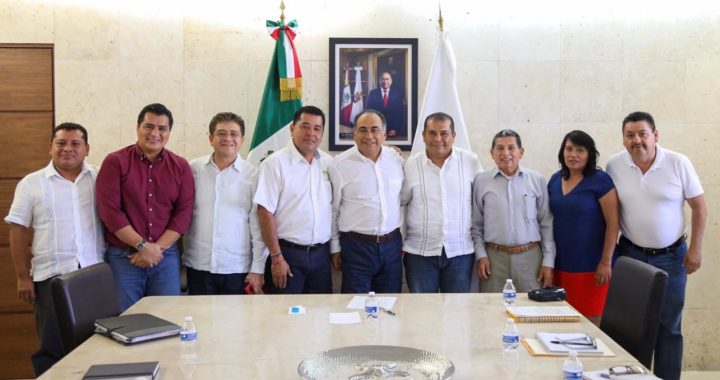 SE REÚNE EL GOBERNADOR HÉCTOR ASTUDILLO CON EL SINDICATO DEL CECYTEG