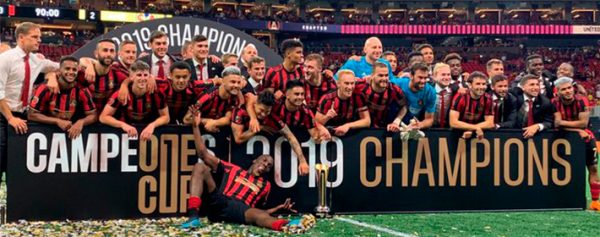 Atlanta campeón de la champion cup al vencer al América en la final