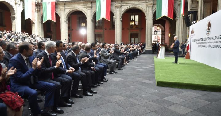 ASISTE HÉCTOR ASTUDILLO AL PRIMER INFORME DE GOBIERNO DEL PRESIDENTE ANDRÉS MANUEL LÓPEZ OBRADOR
