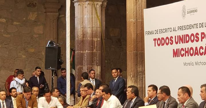 Asiste alcalde Crescencio Reyes a reunión Todos Unidos por el Desarrollo de Michoacán y Guerrero