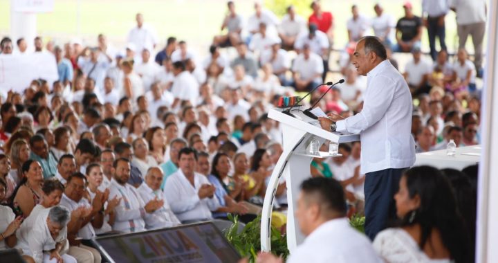 ASISTE HÉCTOR ASTUDILLO AL PRIMER INFORME DE GOBIERNO DEL ALCALDE DE ZIHUATANEJO, JORGE SÁNCHEZ ALLEC