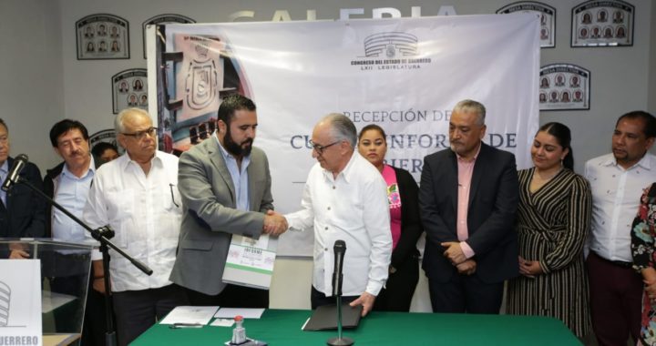 ENTREGA FLORENCIO SALAZAR AL CONGRESO EL CUARTO INFORME DE GOBIERNO DE HÉCTOR ASTUDILLO