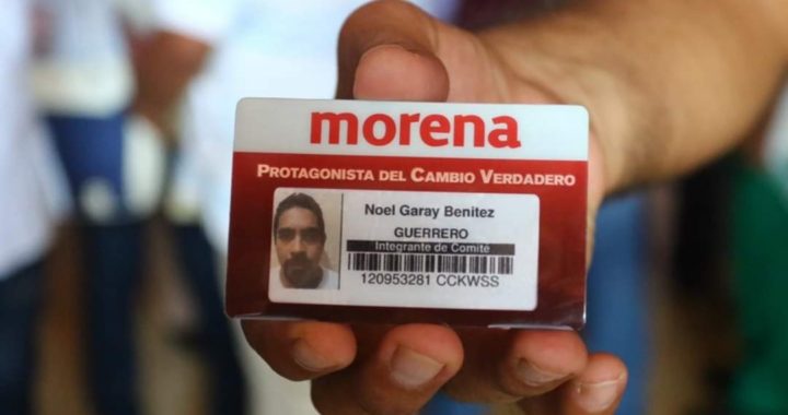 Pide la renuncia de servidor de la nación en Coyuca de Benítez por hacer clientelismo político 