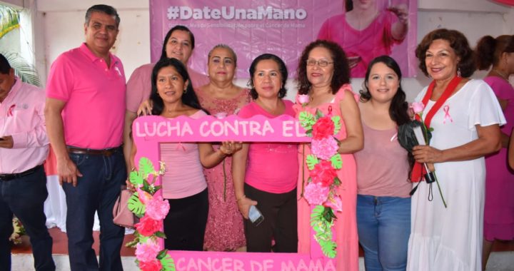Conmemoran Día Mundial de la lucha contra el cáncer de mama 2019 en Tecpan