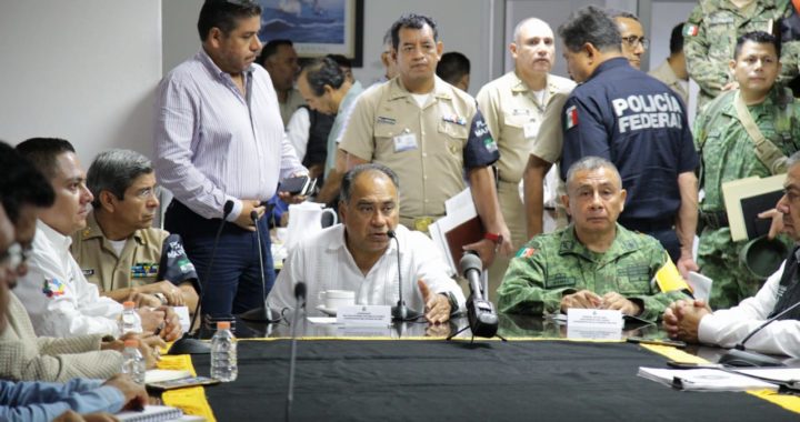 LLAMA EL GOBERNADOR A MANTENER LA ALERTA Y PERMANECER EN SESIÓN PERMANENTE POR LA TORMENTA 17-E