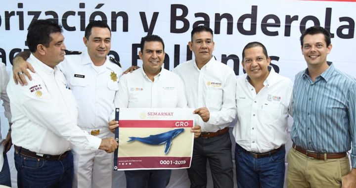 Alcalde Jorge Sánchez Allec encabeza entrega de autorizaciones para avistar ballenas