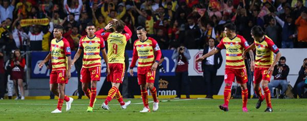 Monarcas manda al América a la lona