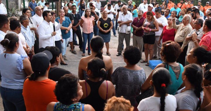 Presidente Jorge Sánchez Allec da inicio a dignificación de cancha y calle en la Zapata