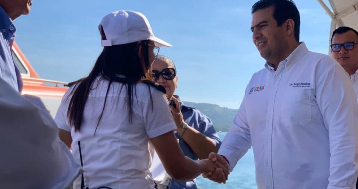 Comenzó el arribo de cruceros a Zihuatanejo