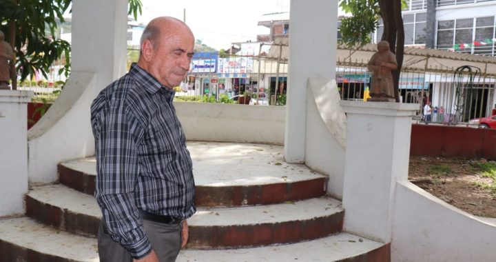 Piden al gobierno municipal descuentos para personas de la tercera edad en Catastro