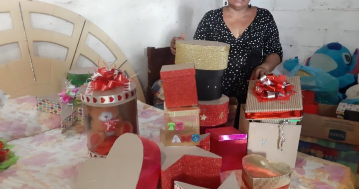 Invita fabricante de manualidades de San Jerónimo a consumir lo nuestro el 14 de febrero 