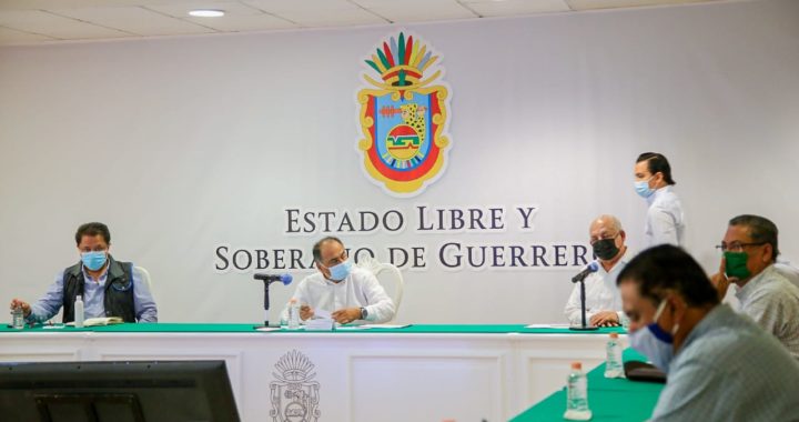 DAN SEGUIMIENTO AL PROGRAMA DE FERTILIZANTE HÉCTOR ASTUDILLO Y EL SUBSECRETARIO DE AGRICULTURA DE LA SADER, MIGUEL GARCÍA WINDER