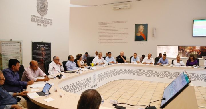 SE REÚNE EL GOBERNADOR CON SU GABINETE; ANALIZAN PLAN ECONÓMICO ANUNCIADO POR EL PRESIDENTE DE LA REPÚBLICA ANTE LA EMERGENCIA SANITARIA