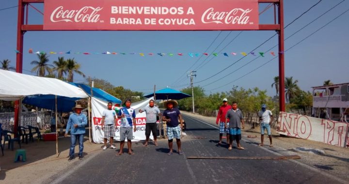 Tres semanas cumple cierre de la Barra de Coyuca a fuereños y a cobradores de Elektra y Coopel