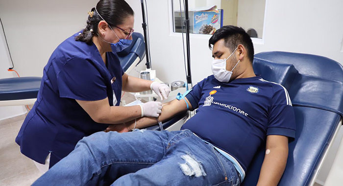 Responden michoacanos a campaña para donar sangre
