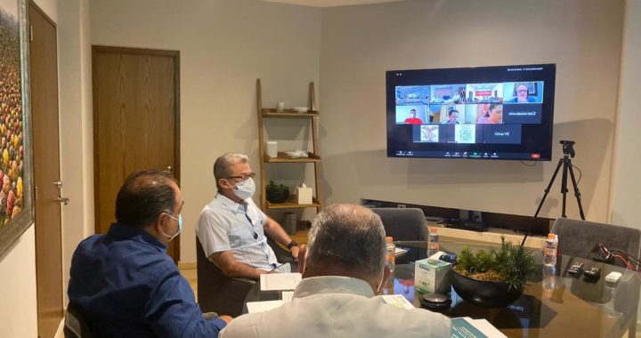 DAN SEGUIMIENTO EL GOBERNADOR Y ALCALDES DE TIERRA CALIENTE Y LA SADER AVANCES DEL PROGRAMA DE FERTILIZANTES Y EL COVID-19