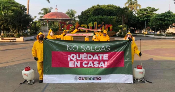 Sin parar brigadas de limpieza y sanitizacion en Petatlan