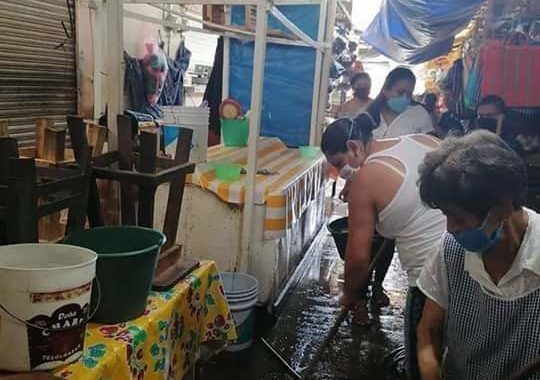 Ordenan cerrar por cinco días el mercado central de Atoyac de Álvarez ante brotes de Coronavirus 