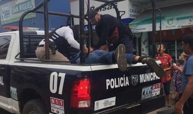 Denuncian abuso de poder de policías preventivos de Coyuca de Benítez 
