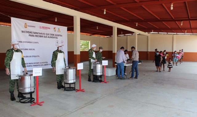 ESTÁN EN OPERACIÓN TRES COMEDORES COMUNITARIOS EN PETATLÁN.
