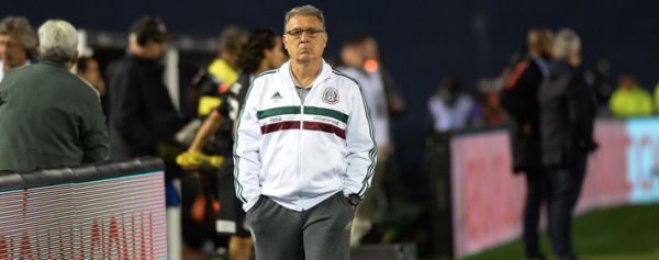 El futbolista mexicano ha ido evolucionando: Martino