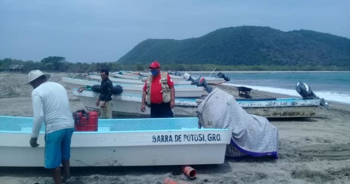 ALERTA PROTECCIÓN CIVIL POR ALTO OLEAJE EN PLAYAS DE PETATLÁN.
