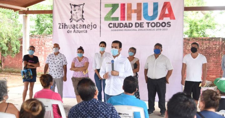 Entrega Jorge Sánchez apoyos sociales a familias de El Coacoyul